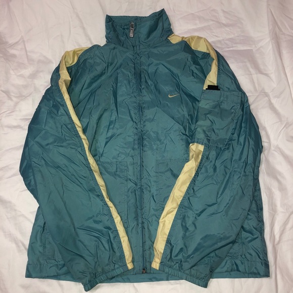 COPY - Vintage Nike windbreaker - Picture 2 of 5